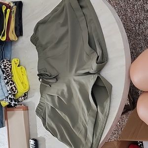 Zyia Shorts